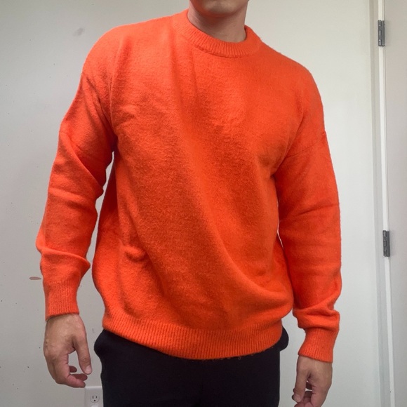 Red Orange Pull Over Sweater - Picture 3 of 6